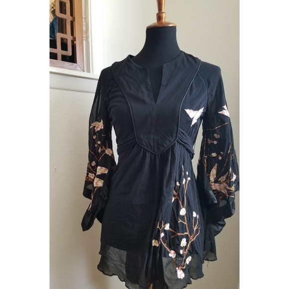 Tops - Embroidered Kimono Shirt